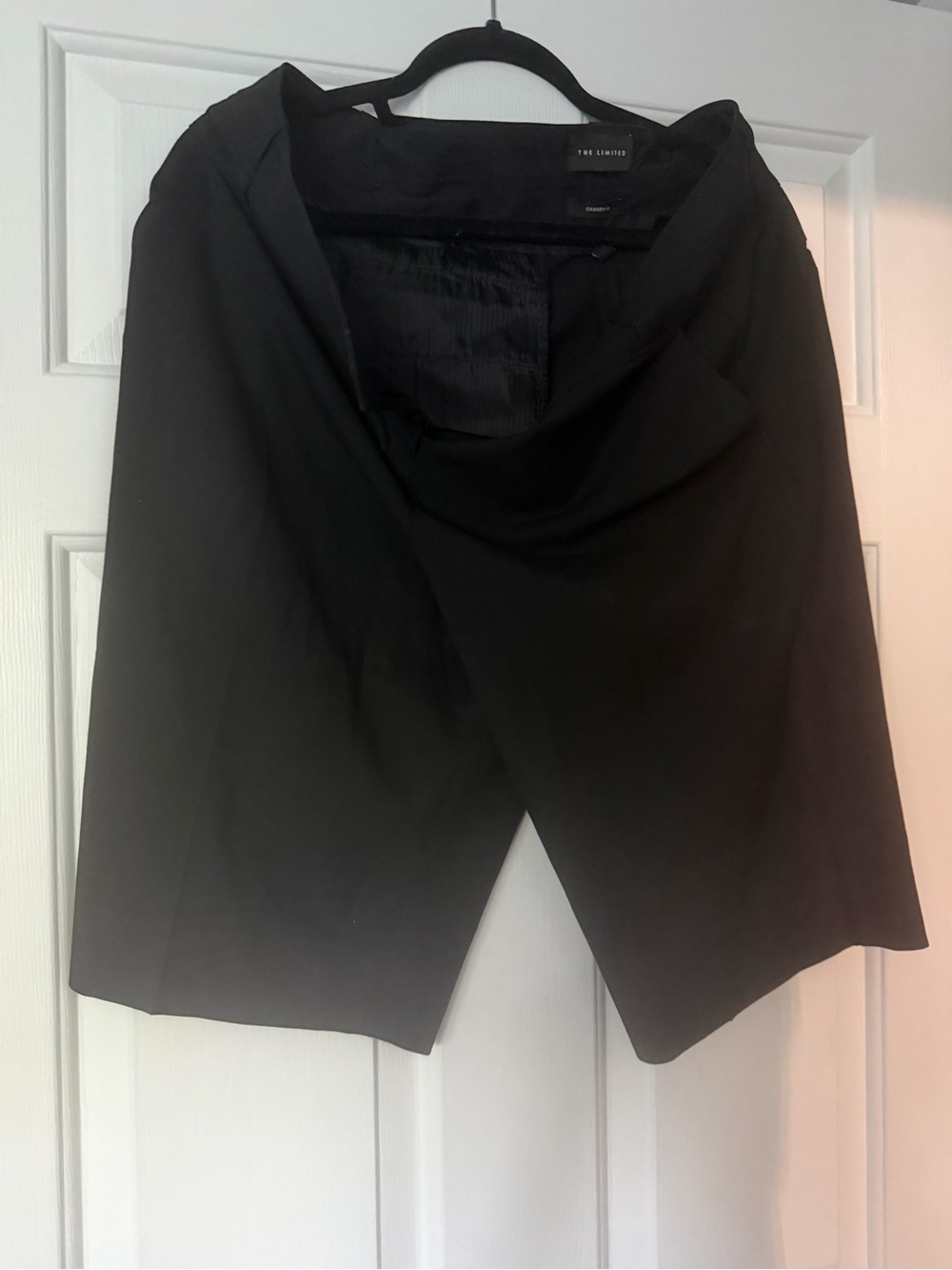The Limited Black Flat-Front Women's  Shorts